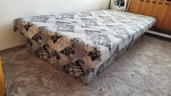 Za odvoz - 2x válenda s úložným prostorem