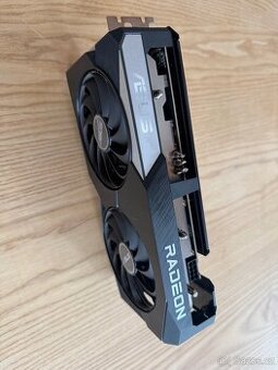 Grafická karta Radeon Asus RX6600 8gb
