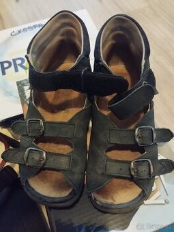 Prodám dětské letní sandálky