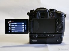 Panasonic Lumix GH3 + bateriový grif pouhých 1083 snímků