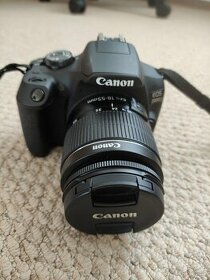 Canon EOS 2000D - 1