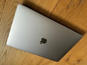 Viko vcetne LCD Apple MacBook Pro 13” pouzite original