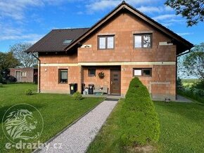 Prodej rodinného domu (195 m2) s bazénem, obec Dolní Přím, o