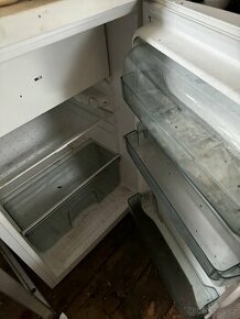 Malá lednice 500 - 1