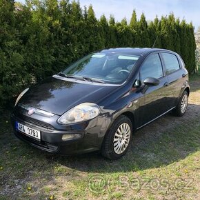 Fiat Punto 1.4i 57kw rok 2010 STK 04/2026 jedna majitelka