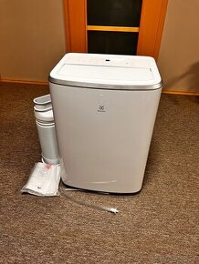 Mobilní klimatizace Electrolux Comfort 600 + Okenní sada
