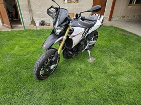 Aprilia Dorsoduro 1200