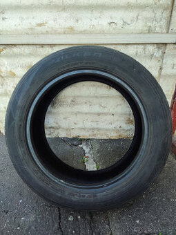 Letní pneu 215/55 R17 falken