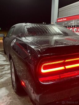 PRODÁM DODGE CHALLENGER 3.6L, 2011