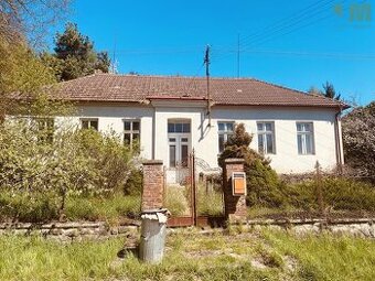 Pronájem objektu bývalé školy s rozlehlým pozemkem – obec Ša