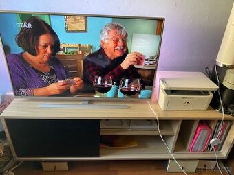 Tv stolek
