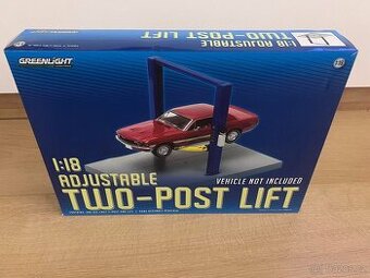 1:18 Two Post Lift - Greenlight