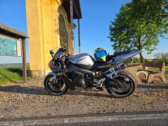 Yamaha Yzf R1 Rv.2002 nová technická kontrola