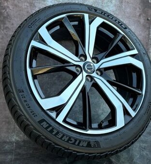 Zimní top sada Volvo XC60 255/40R21 102V