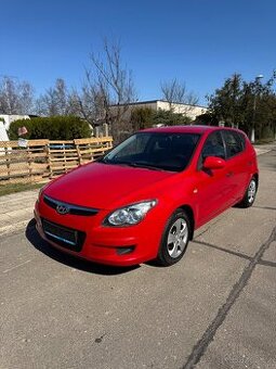 Hyundai I 30 1,4 i 16 V - 1