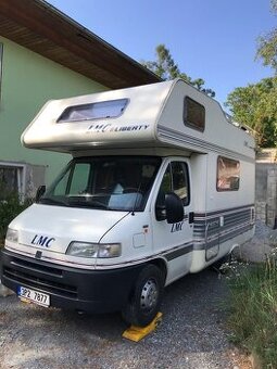 Obytny automobil Fiat LMC - 1