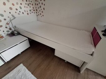 Postel IKEA Släkt včetně úložných boxů