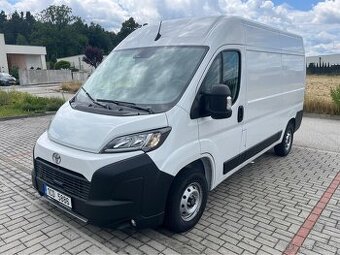 Toyota Proace Max 2.2d 88kW / 2025 / DPH / pouze 177km