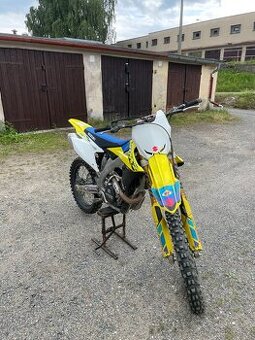 Suzuki RMZ 250