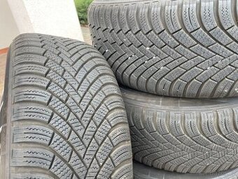 Zimní pneu Nexen 215/55R16 téměř nové