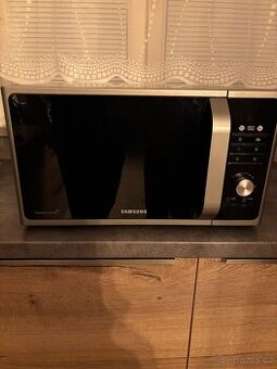 Mikrovlnka-samsung - 1