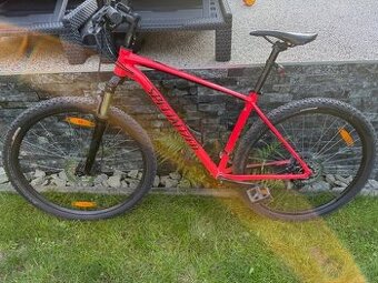 Specialized Rockhopper  vel. M  kola 29