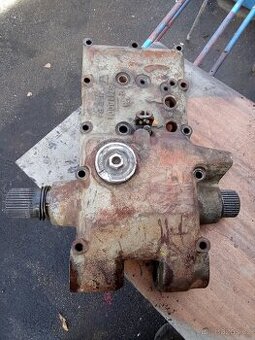 Víko hydrauliky