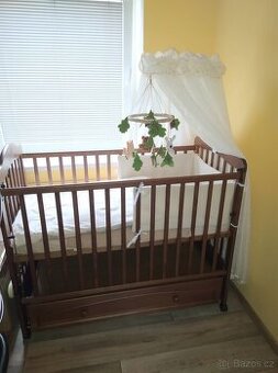 Scarlett postýlka s šuplíkem a stahovacím bokem