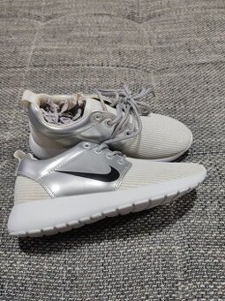 Nove tenisky vel. 36