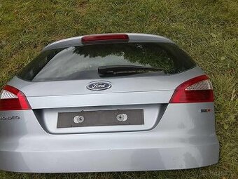 Ford   mondeo   mk 4    pate vrata   cen 2300 kč