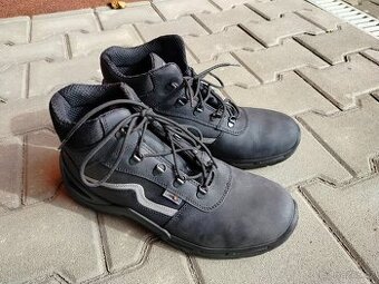 Kotníkové boty velikost: 47