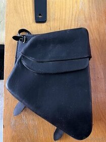 kožená brašna na moto