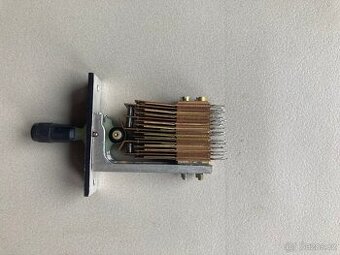 Prodám historický telefonní přepínač