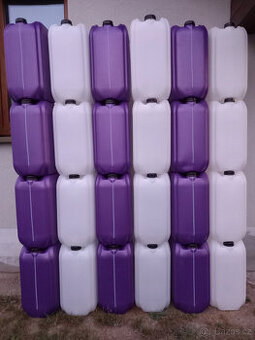 Plastové kanystry 25l