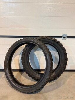 Pneu na motorku Metzeler Karoo 3 150/70 R18 70R / 90/90 R2