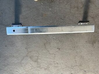 Peugeot 5008/3008 II - výztuha zadního nárazníku