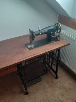 Šicí stroj