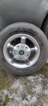 Rezerva 4x100  škoda felicia