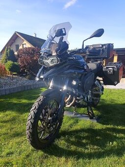 BMW f 750 GS Triple Black