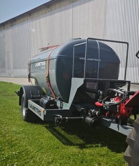 Cisterna na vodu, DAM, postřiky LAUMETRIS PTL-8V