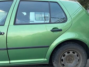 Levé zadni dvere vw golf 4  LA6P