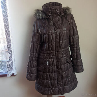 dámský zimní kabát s kapucí 44 - 46 TOP STAV