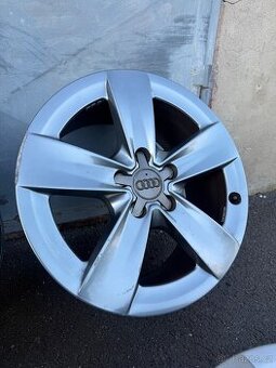 Originál Audi 5x112 R17