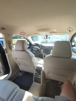 Škoda Superb 2.0 TDI 125 kW | Kůže | Bi-Xenon | Manuál | 201