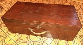 Truhla / dřevěná bedna