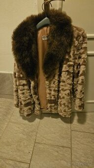 Dámský kožíšek 3/4