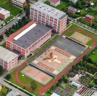 ZŠ Mánesova Otrokovice - správce na DPČ