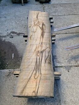 Jedálenský stôl z masívu