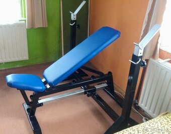 Bench press polohovací