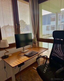 Výškově nastavitelný stůl elektrický 120x60 cm